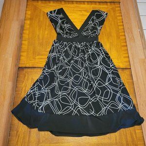 London Times Black & White Tie Back Dress